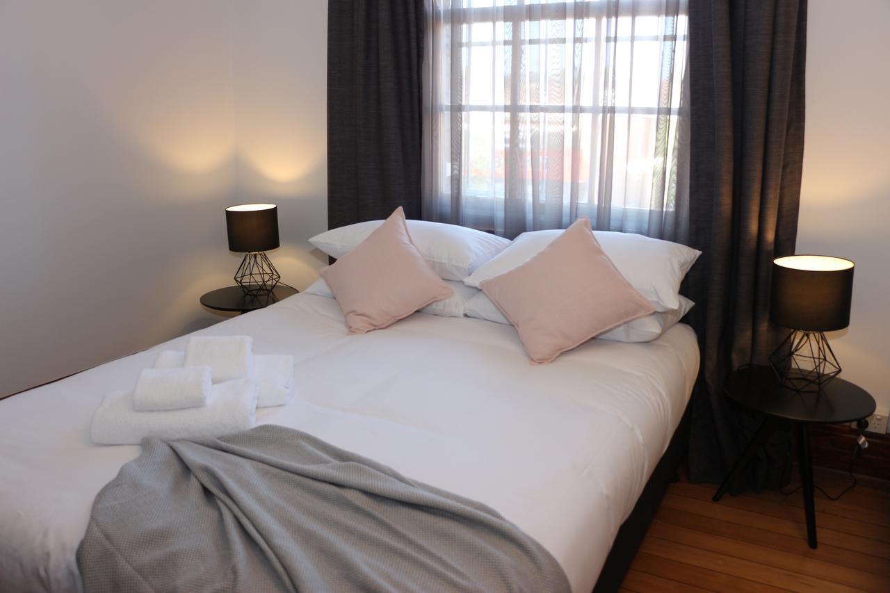 Guildford Hotel Eksteriør billede